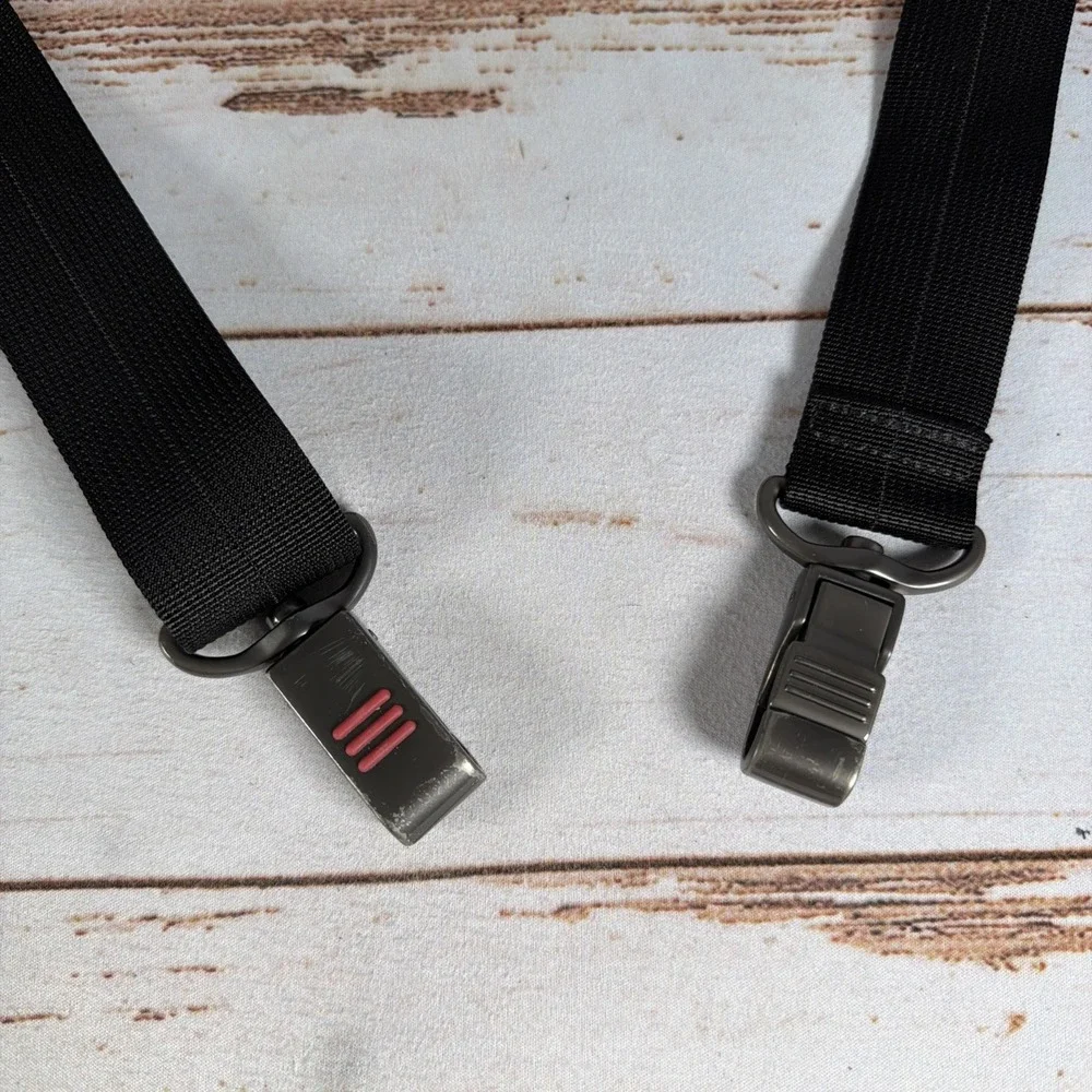 Tumi Adjustable Leather Shoulder Strap Black Metal Clips Padded